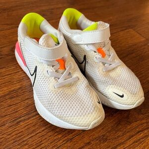 Nike Kids White and Neon Orange Sneakers